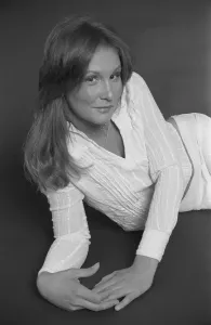 Porn Prints: Linda Lovelace Portrait session