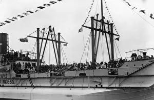 Wales Black Prints: Lining The Decks