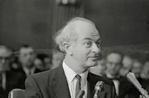 Linus Pauling Appearing Before Senate