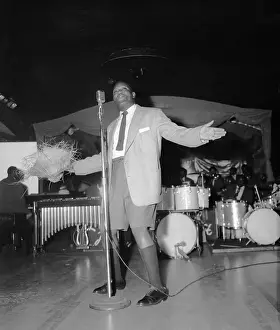 Lionel Hampton Singing at the Band Box