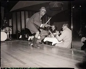 Lionel Hampton Singing at the Music Box