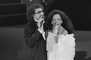 Lionel Richie and Diana Ross Singing Endless Love