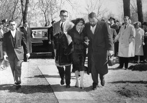 Brother Prints: Liz Taylor at the Funeral of Mike Todd