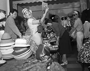 Honeymoon Prints: Liz Taylor Shopping with Eddie Fisher