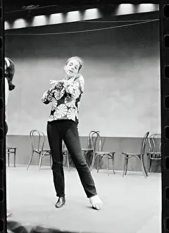 Liza Minnelli Rehearsing with Cast on Foot