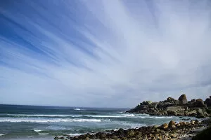 Llandudno, bay, outcrop, Cape Town, rocky, blue skies, streaky clouds, Horizontal