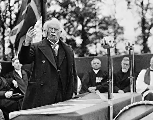 Rhetoric Prints: Lloyd George Giving a Speech