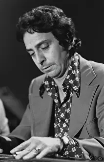 Huty25634 Prints: Lloyd Green On The Grand Ole Opry