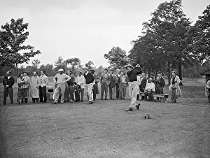 Mamaroneck Prints: Lloyd Mangrum Swinging Golf Club