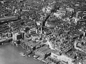 White, Diry Gallery: London From The Air