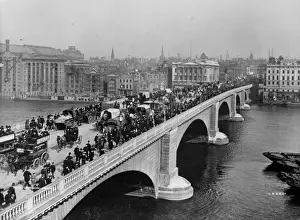 H Urb Traf Prints: London Bridge