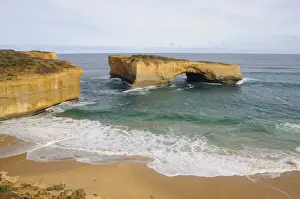 Cliffs Prints: London Bridge, Port Campbell National Park, Australia