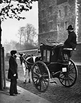 Images Dated 16th April 2018: London Cabmen