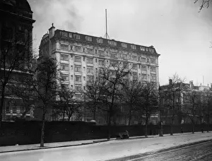 Landscape Europe T Prints: London Hotel