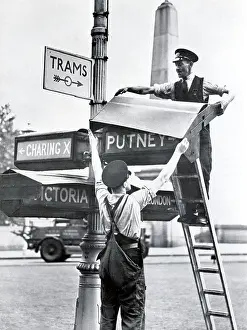 Post Prints: London Municipal Workers Masks Sign Post
