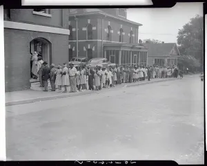 Marietta Prints: Long Line of Black Citizens Going to Vote