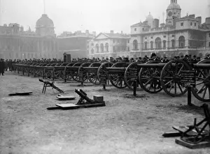 October 1915 Prints: Loosing Guns