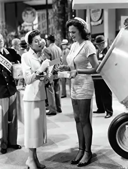 Lac0030 Prints: Loretta Young In Key To The City