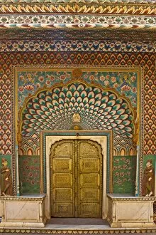 Images Dated 24th December 2012: Lotus Gate - City Palace - Jaipur