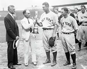 Lou Gehrig Receiving Trophy