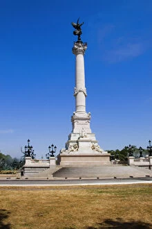 Images Dated 10th July 2008: Low angle view of a monument, Fontaine Des Quinconces, Monument Aux Girondins, Bordeaux