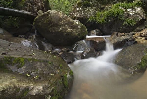 Images Dated 4th December 2008: Low angle view of a waterfall with blurred water, Injisuthi National Park