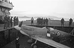 Warplane Prints: Lowering Spitfire