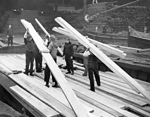 Lac0078 Prints: LUMBER YARD WORKERS