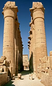 Images Dated 1st November 2016: Luxor Temple, Luxor, Egypt