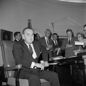 Wallace Prints: Lyndon Johnson Leans Forward at His Desk