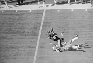Pittsburgh Steelers Prints: Lynn Swann Making a Diving Catch