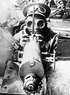 Lac0078 Prints: MACHINE GUNNER