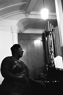 Big Band Prints: Mahalia Jackson Sings At A Church Service