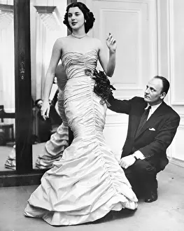 Strapless Prints: Maid of Cotton Janine Holland