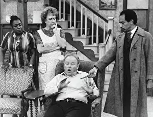 Main Cast Members of All In The Family