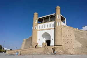 Images Dated 5th October 2015: Main gate of Ark castle, Bukhara