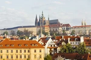 Images Dated 3rd May 2016: Mala Strana and Prague castle, Prague, Czech Republic