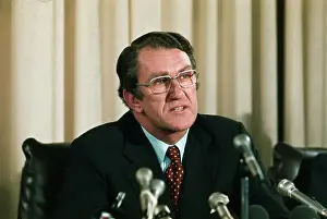 Malcolm Fraser at Microphones