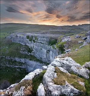 Images Dated 4th May 2011: Malham sunset