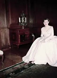 Mamie Eisenhower Wearing Dress