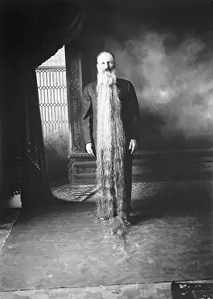 Strange Prints: Man with Longest Beard in World