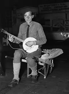Man playing mandolin