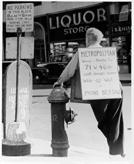 Lac0047 Prints: Man Wearing Sign In New York City