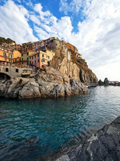 Images Dated 26th September 2015: Manarola, Cinque Terre, Italy