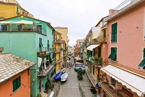 Images Dated 9th October 2014: Manarola small town, Cinque Terre, Liguria, Italy