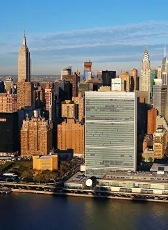 Images Dated 31st December 2017: Manhattans east side