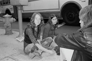 Huty25074 Prints: Manson Family Members outside Court
