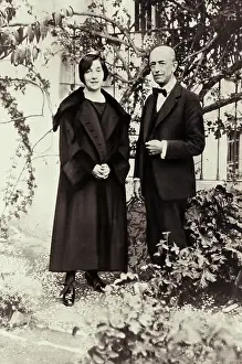 Overcoat Prints: Manuel De Falla And Wanda Landowska