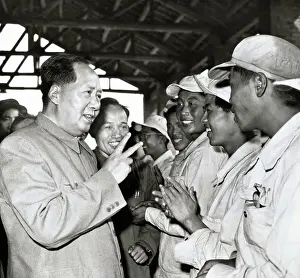 Mao Chats With Steel Workers
