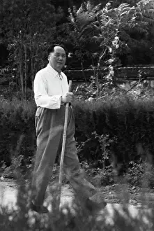 Founder Prints: Mao Tse-Tung Outside W/Walking Stick